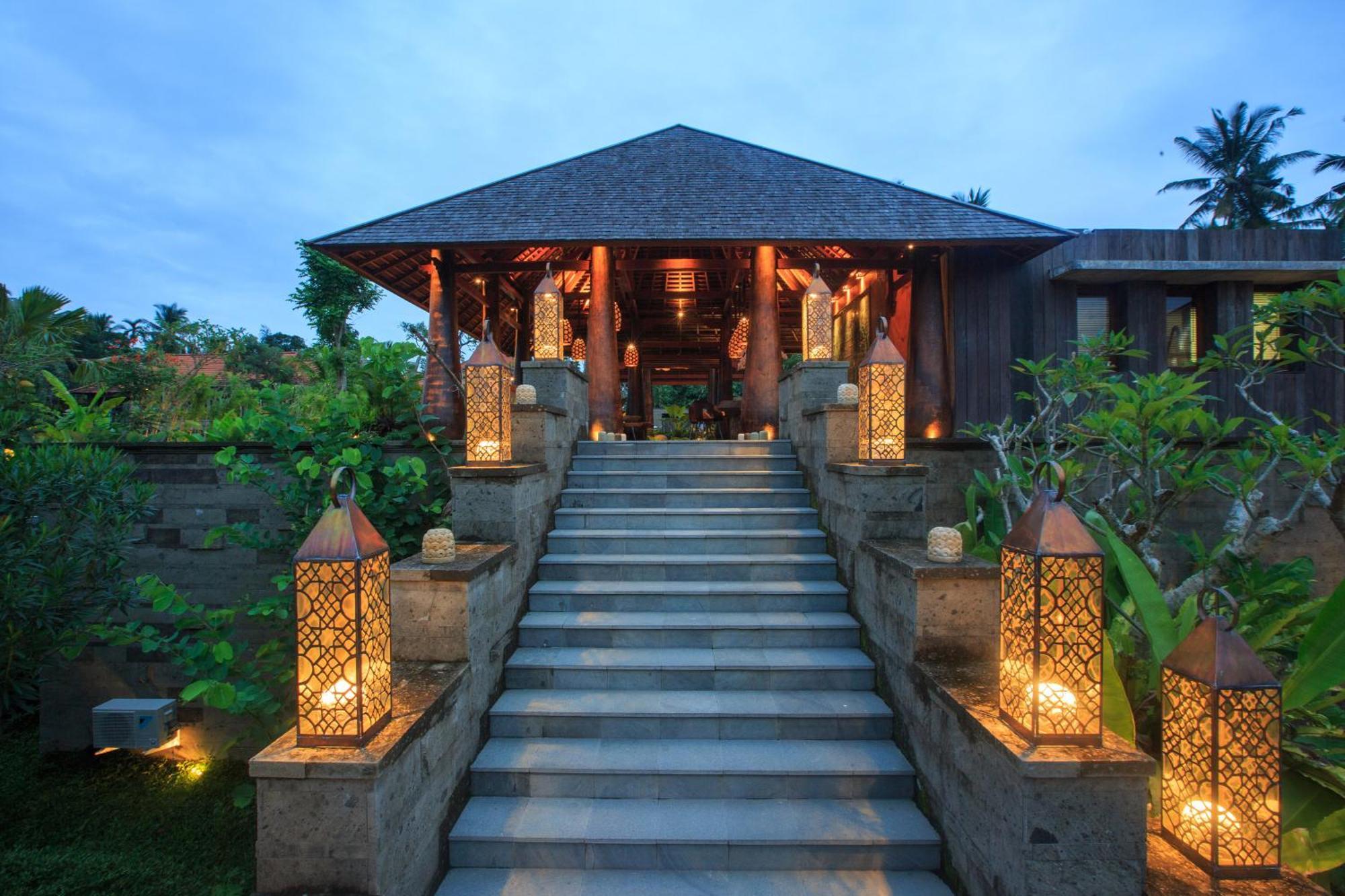 Hotel Tejaprana Bisma - Chse Certified Ubud Exteriér fotografie Entrance to the resort